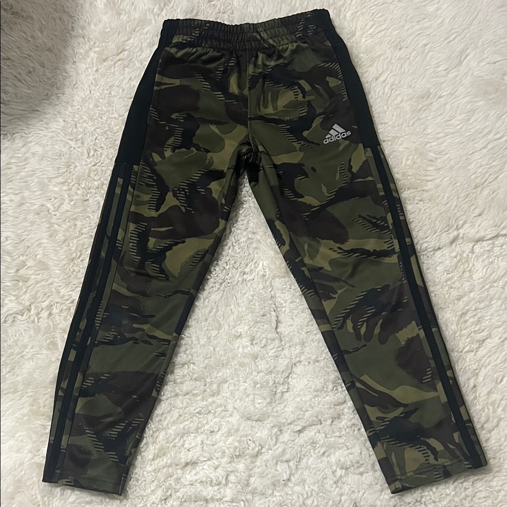 Adidas Kids Camo Joggers - Green and Black 8 YRS
